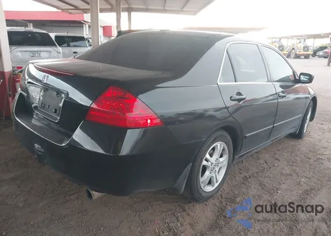 2006 Honda Accord 2.4 Ex from USA, damaged, VIN 1HGCM56806A018613